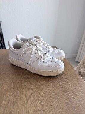 Nike Women's Air Force 1 ‘07 White Low-Top Leather Sneakers